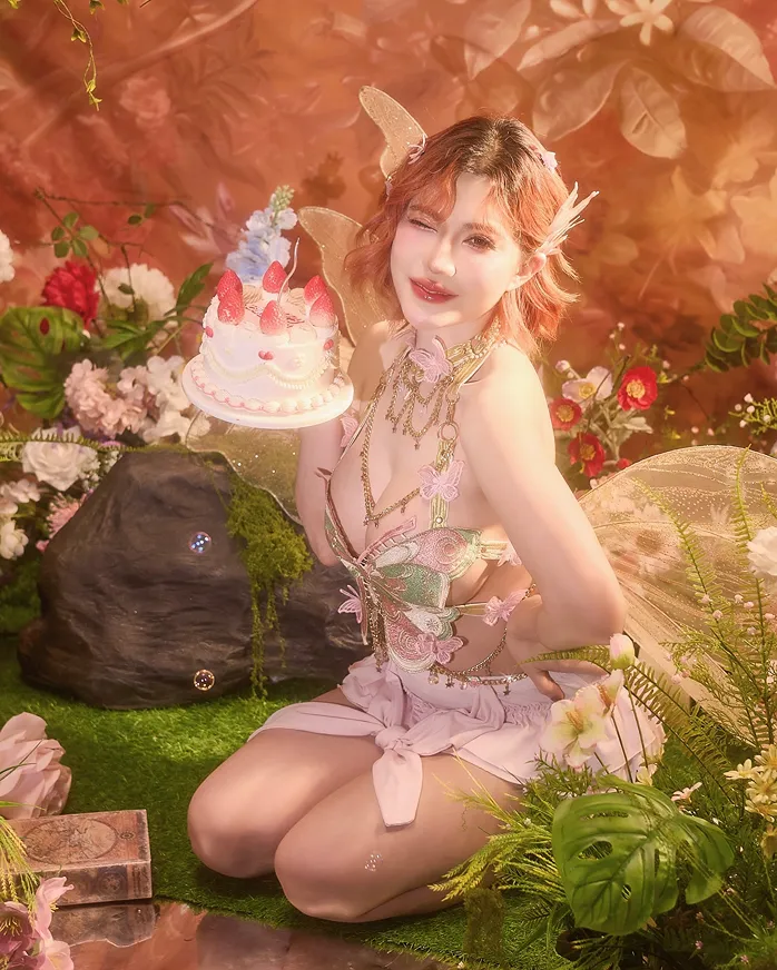 ลูกบาส ขาวสวย